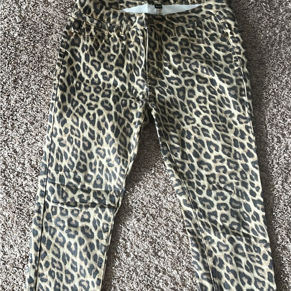 New! Judy Blue women’s black & tan leopard jeans size 9